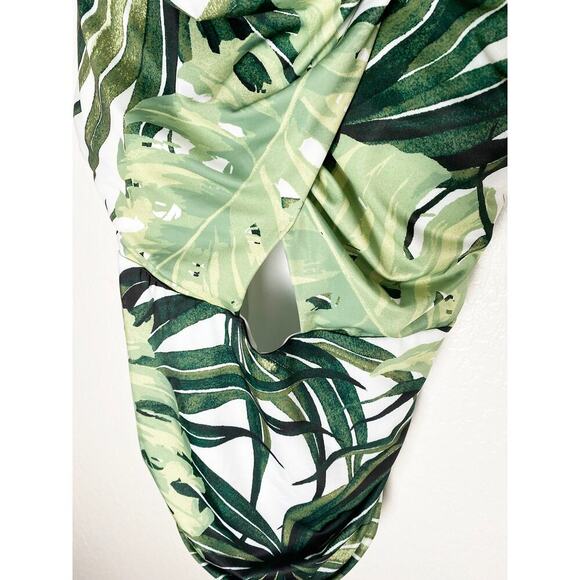 Swim By Cacique Womens Crossover One Piece Wrap Peephole Palm Print Swimsuit NWT - Picture 6 of 12